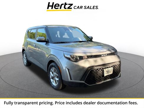 Used 2025 Kia Soul LX w/ LX Technology Package FWD image 1