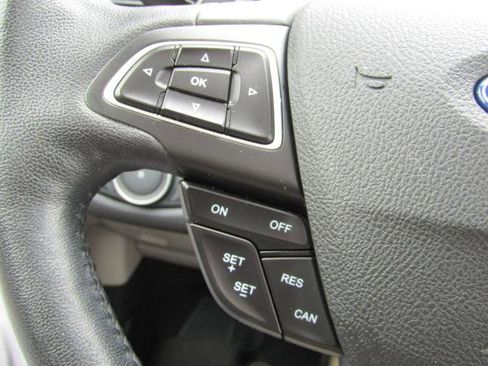 Certified 2017 Ford Escape Titanium w/ Equipment Group 301A image 32