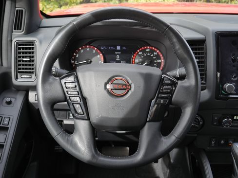 Certified 2022 Nissan Frontier PRO-4X w/ Pro-4X Premium Package image 7