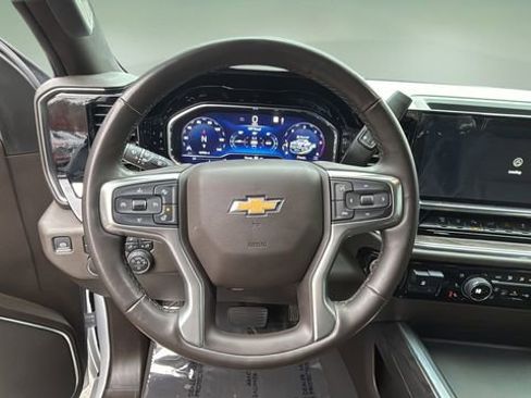 Used 2024 Chevrolet Silverado 2500 LTZ w/ LTZ Premium Package image 11