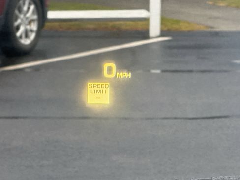 Used 2020 Cadillac Escalade ESV Luxury image 17