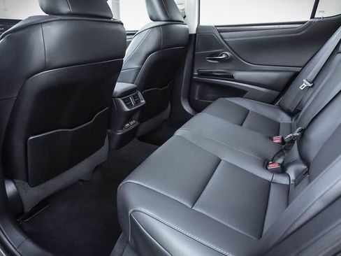 Certified 2022 Lexus ES 350 w/ Premium Package FWD image 21