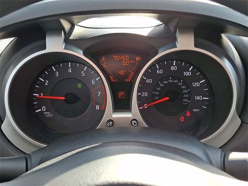 Used 2014 Nissan Juke S image 19