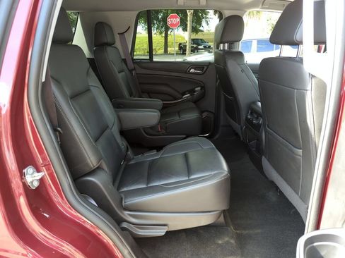 Used 2017 Chevrolet Tahoe LT w/ LT Signature Package RWD image 23