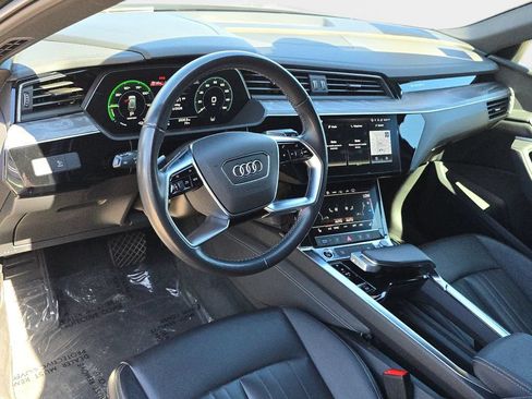 Used 2023 Audi e-tron Premium w/ Convenience Plus Package AWD/4WD image 19