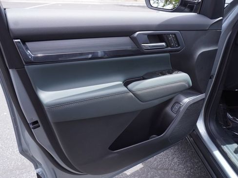 New 2026 GMC Terrain AT4 w/ Convenience Package III AWD/4WD image 14