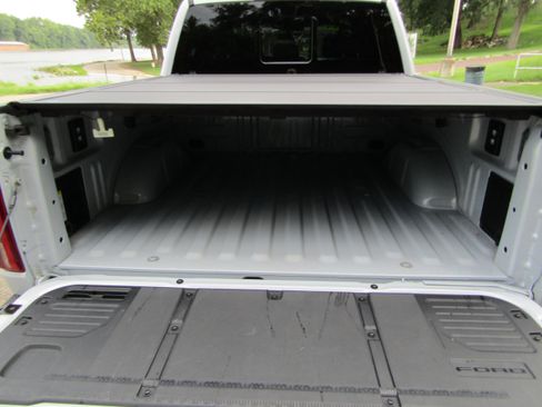 Used 2025 Ford F150 Raptor AWD/4WD image 13