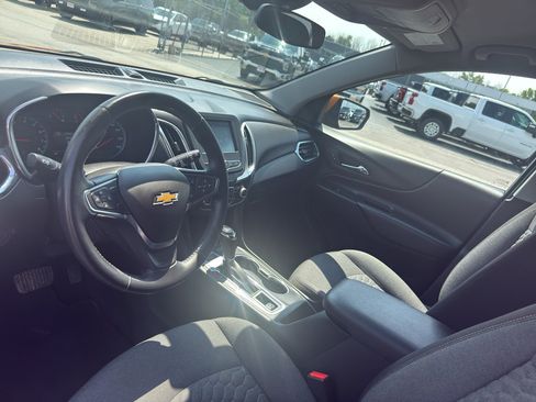 Used 2018 Chevrolet Equinox LT AWD/4WD image 25
