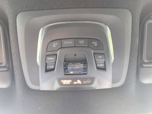 Used 2024 Toyota Corolla Cross AWD Hybrid w/ Convenience Package image 41