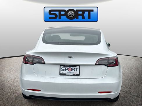 Used 2019 Tesla Model 3 Standard Range Plus image 22