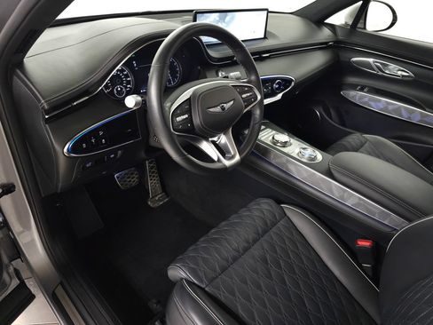 Used 2024 Genesis GV70 3.5T Sport w/ Sport Advanced Package AWD/4WD image 19