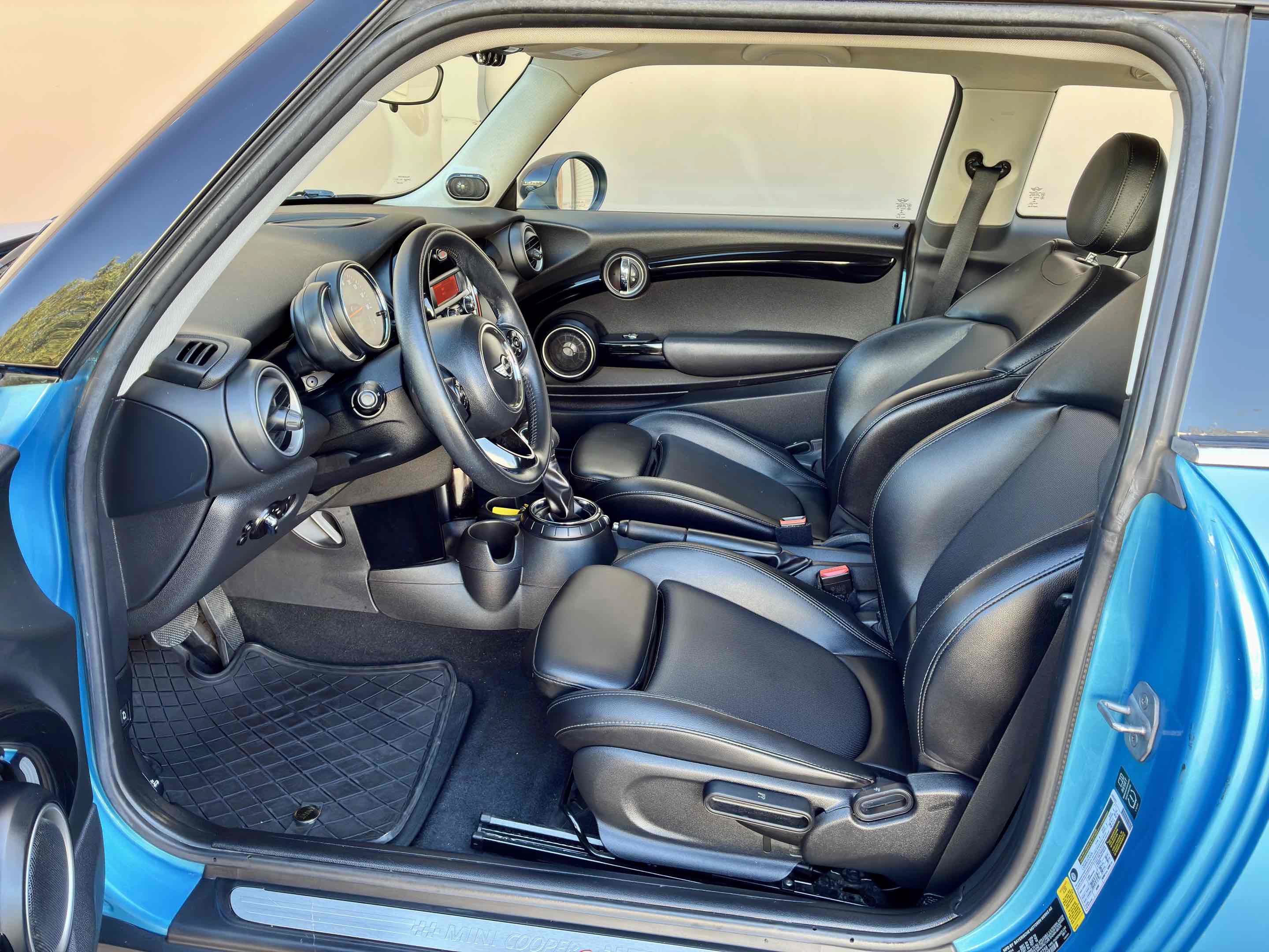 Used 2015 MINI Cooper S FWD image 32