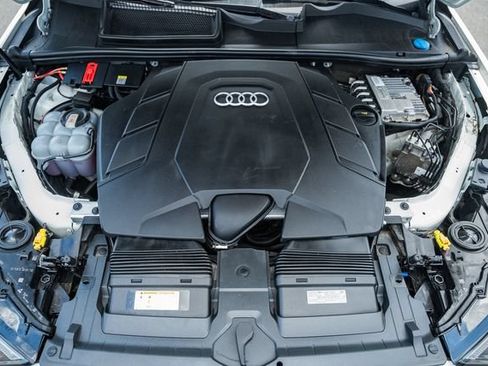 Used 2021 Audi Q7 3.0T Premium Plus AWD/4WD image 18