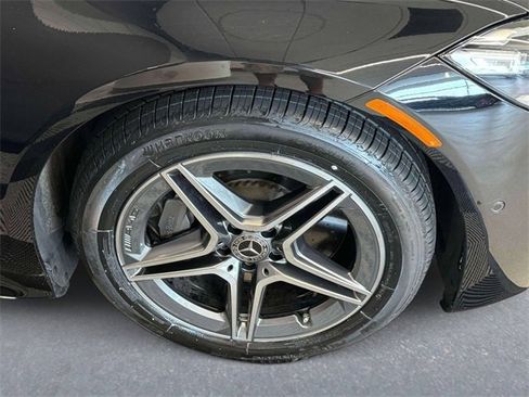 Certified 2022 Mercedes-Benz S 500 4MATIC image 10