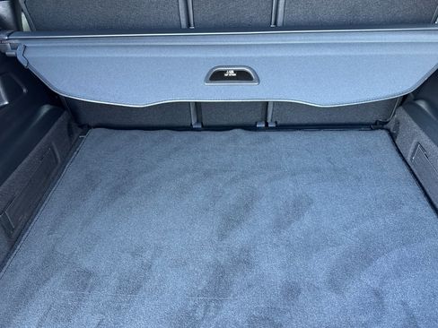 Certified 2025 Mercedes-Benz GLB 250 4MATIC image 15