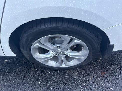 Certified 2023 Honda Accord LX image 10