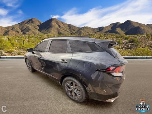 Used 2023 Kia Sportage SX FWD image 3