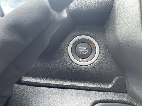 New 2025 RAM 3500 Tradesman AWD/4WD image 23