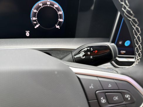 New 2026 Volkswagen Tiguan S AWD/4WD image 17