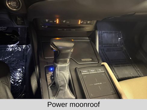 Used 2019 Lexus ES 350 w/ Premium Package image 18