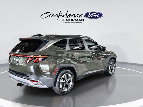 Used 2025 Hyundai Tucson SEL FWD image 8