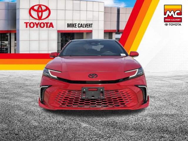 Used 2025 Toyota Camry XSE w/ Premium Package FWD image 3