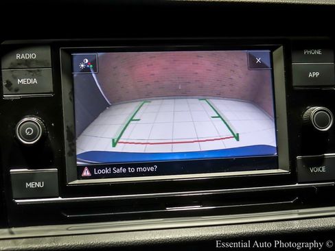 Used 2024 Volkswagen Jetta Sport image 22