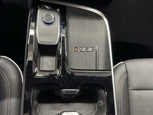 Used 2025 Buick Enclave Preferred image 33