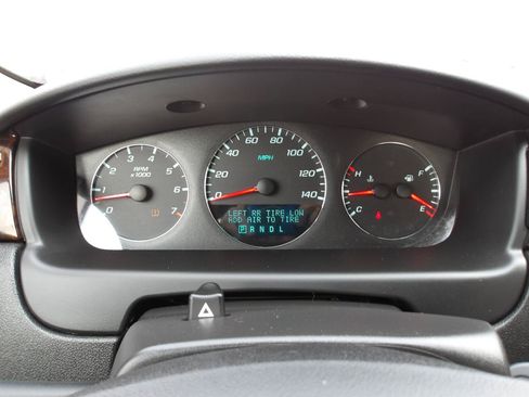 Used 2014 Chevrolet Impala LT w/ LT Sunroof Package FWD image 17