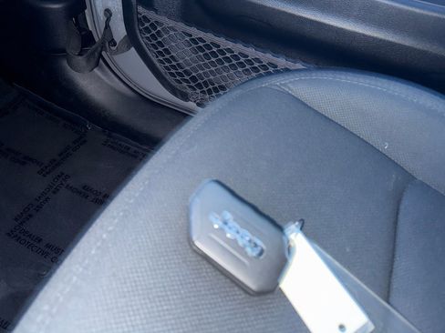 Used 2021 Jeep Wrangler Unlimited Sport image 24