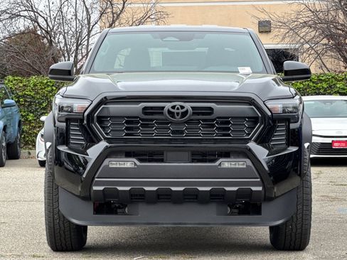 New 2025 Toyota Tacoma TRD Off-Road image 11