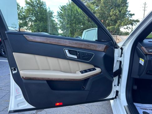Used 2012 Mercedes-Benz E 350 Sedan image 24