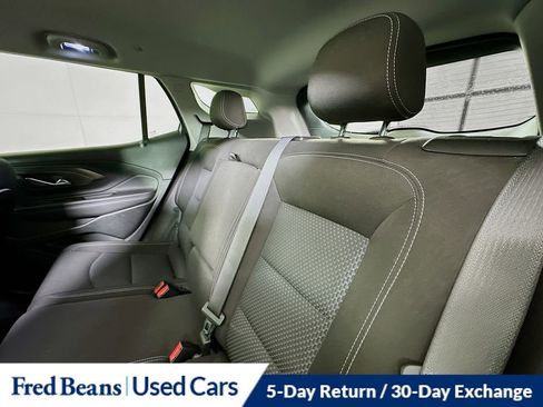 Used 2022 GMC Terrain SLE image 24
