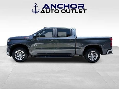 Used 2019 Chevrolet Silverado 1500 LT w/ Texas Edition AWD/4WD image 2