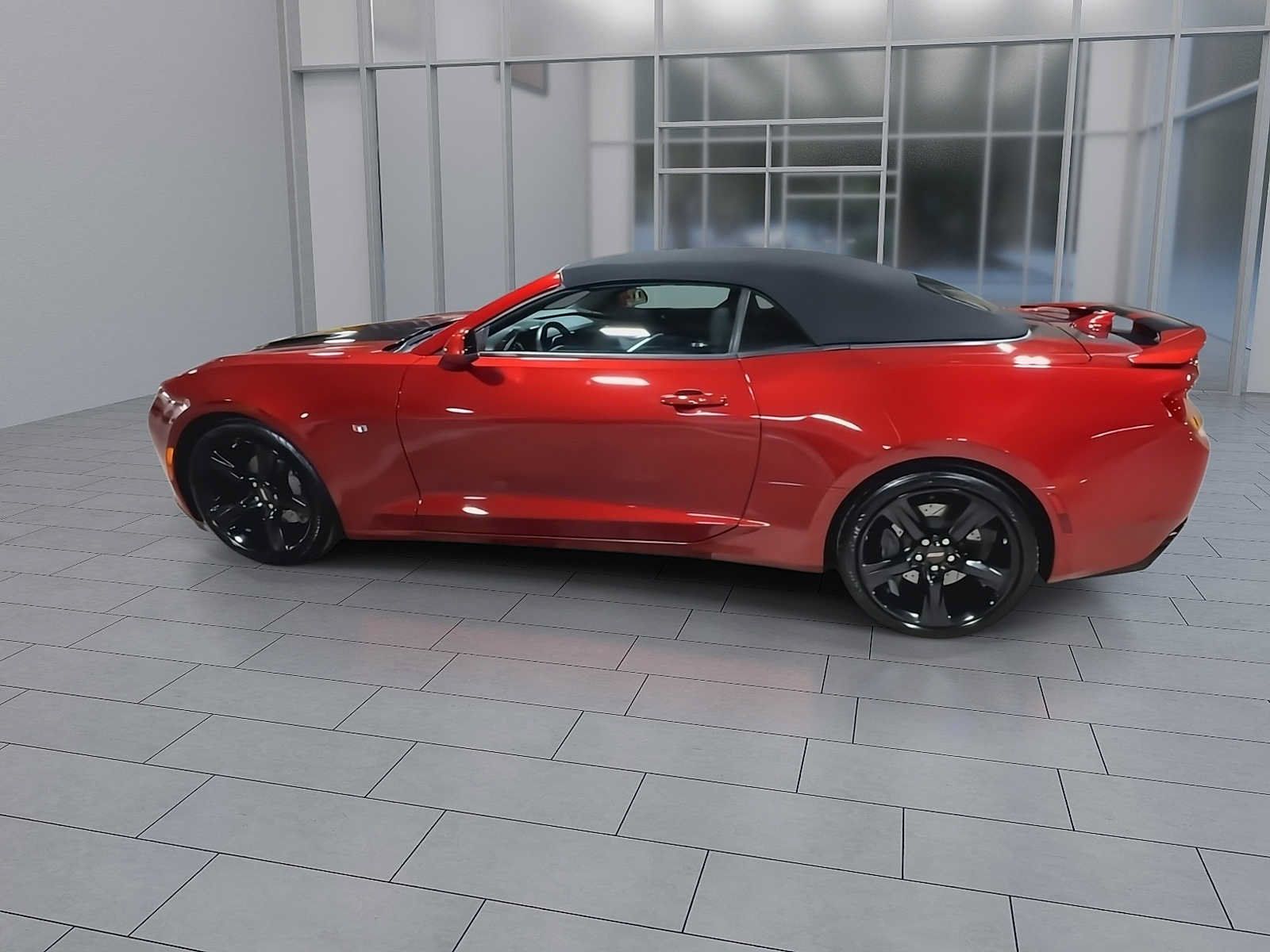 Used 2017 Chevrolet Camaro SS RWD image 6