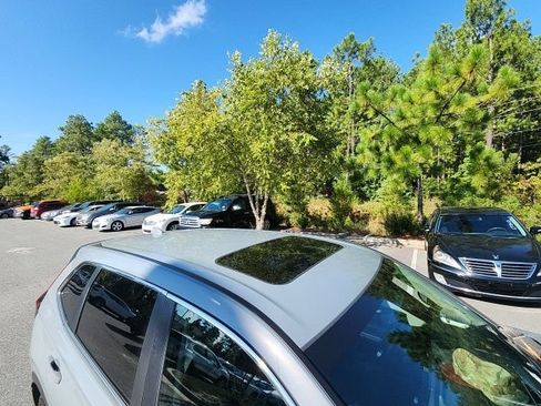 Used 2025 Honda CR-V EX-L image 18
