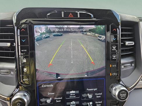 Used 2020 RAM 1500 Limited w/ Trailer Tow Group AWD/4WD image 18