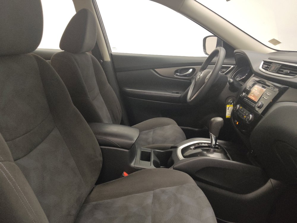 Used 2015 Nissan Rogue S AWD/4WD image 21