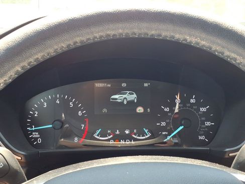 Used 2021 Ford Escape SE w/ SE Sport Appearance Package AWD/4WD image 22