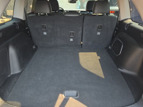 Used 2023 Jeep Grand Cherokee 4WD 4xe image 29