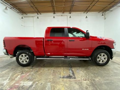 Used 2026 RAM 2500 Big Horn AWD/4WD image 6