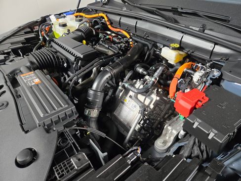 New 2026 Lincoln Nautilus Premier AWD/4WD image 21