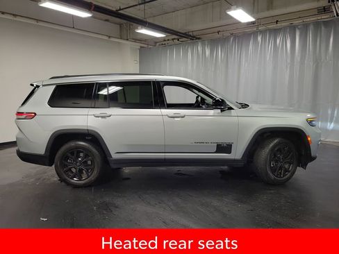 Used 2023 Jeep Grand Cherokee L Limited AWD/4WD image 9