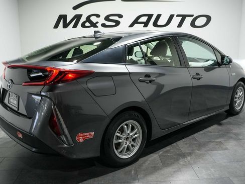 Used 2017 Toyota Prius Prime Premium w/ Carpet Mat Package FWD image 5