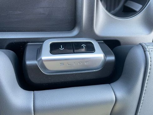 New 2026 Ford Expedition Max Active AWD/4WD image 17