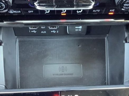 Certified 2023 Jeep Grand Cherokee Limited w/ Luxury Tech Group II AWD/4WD image 25
