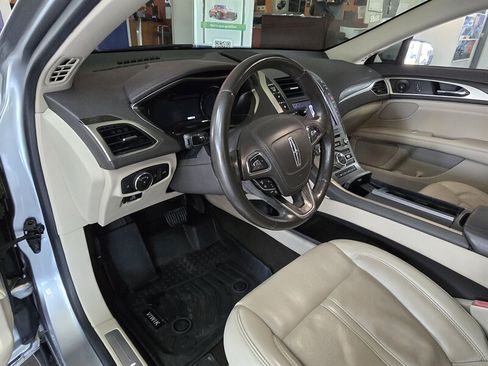 Used 2020 Lincoln MKZ Reserve w/ Elements Package FWD image 8