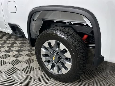 New 2026 Chevrolet Silverado 2500 Custom w/ Custom Value Package AWD/4WD image 33