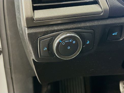 Used 2017 Ford Fusion SE image 17