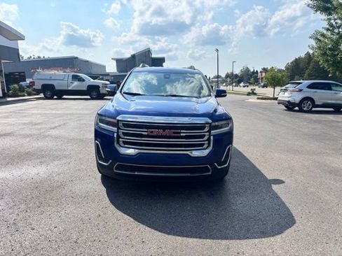 Used 2023 GMC Acadia SLE w/ Driver Convenience Package AWD/4WD image 3